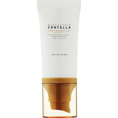 Ультралегкий солнцезащитный крем SKIN1004 Madagascar Centella Air-fit Suncream Light SPF30 PA++++