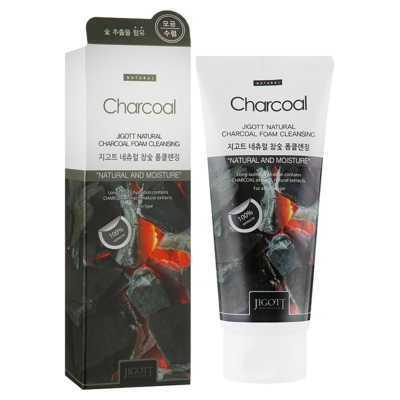 Очистительная пенка с углем Jigott Natural Charcoal Foam Cleansing